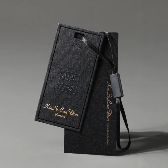 Черные изготовленные на заказ золотые бумажные бирки для одежды с вогнутым логотипом, модные бумажные бирки для одежды частной марки